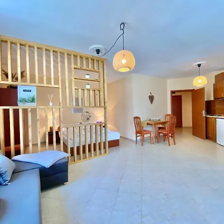 Karolina Hotel - Private Apartment - Sunny Beach Lägenhet *